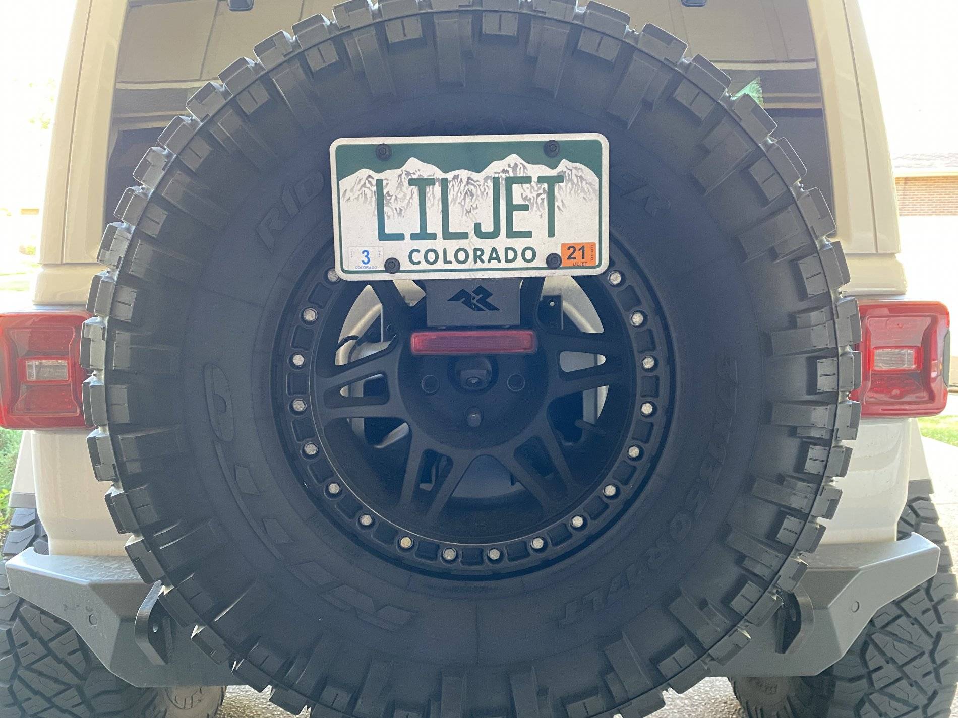 Jeep Wrangler JL Rugged Ridge plate bracket 8E1ABBDB-2588-4088-B332-B3FE881A94FB