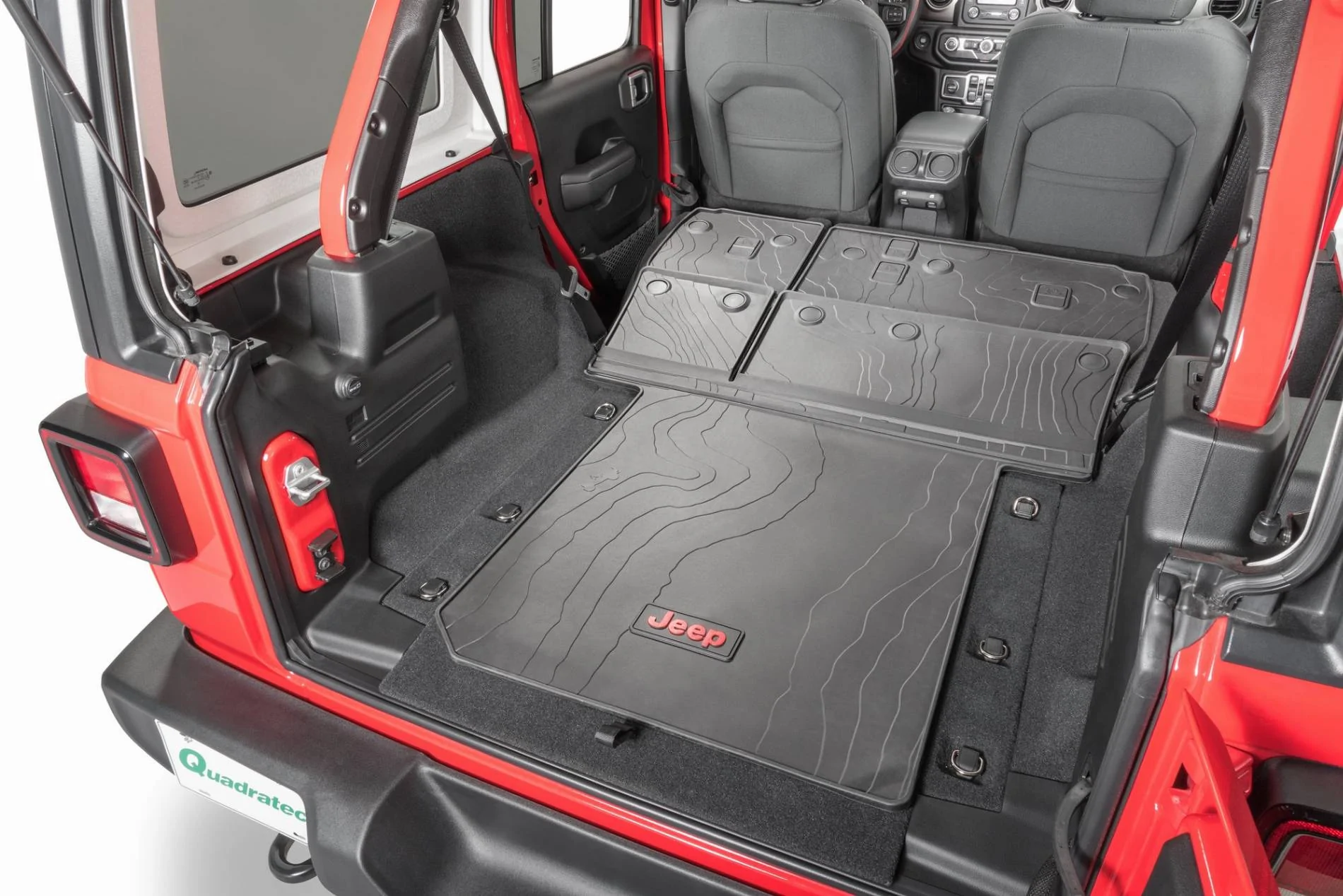 Jeep Wrangler JL Quadratec vs Rugged Ridge Cargo Mat y-Jeep-Wrangler-Unlimited-JL-Cloth-Seats-Installed