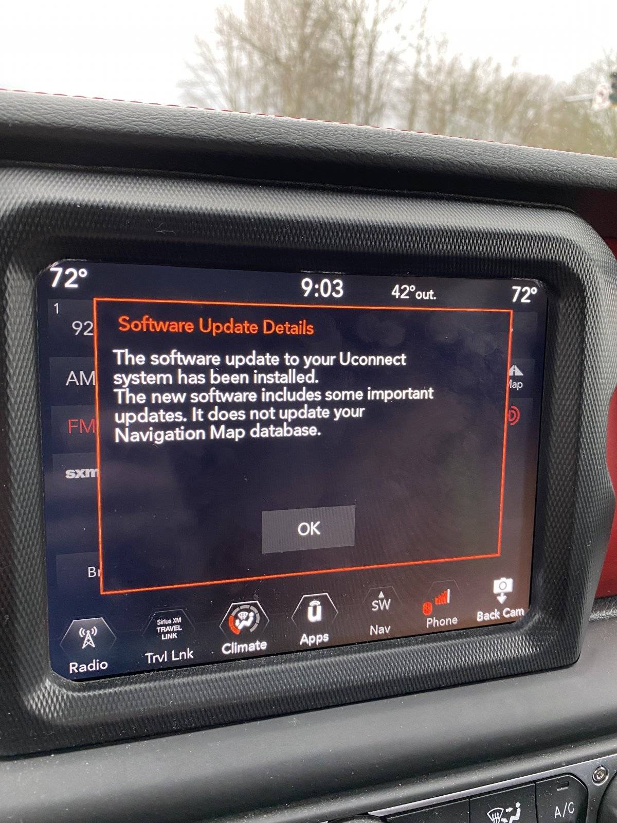 Jeep Wrangler JL Over the air update F48885A3-04BE-4C1E-938D-46A6AA8F4031