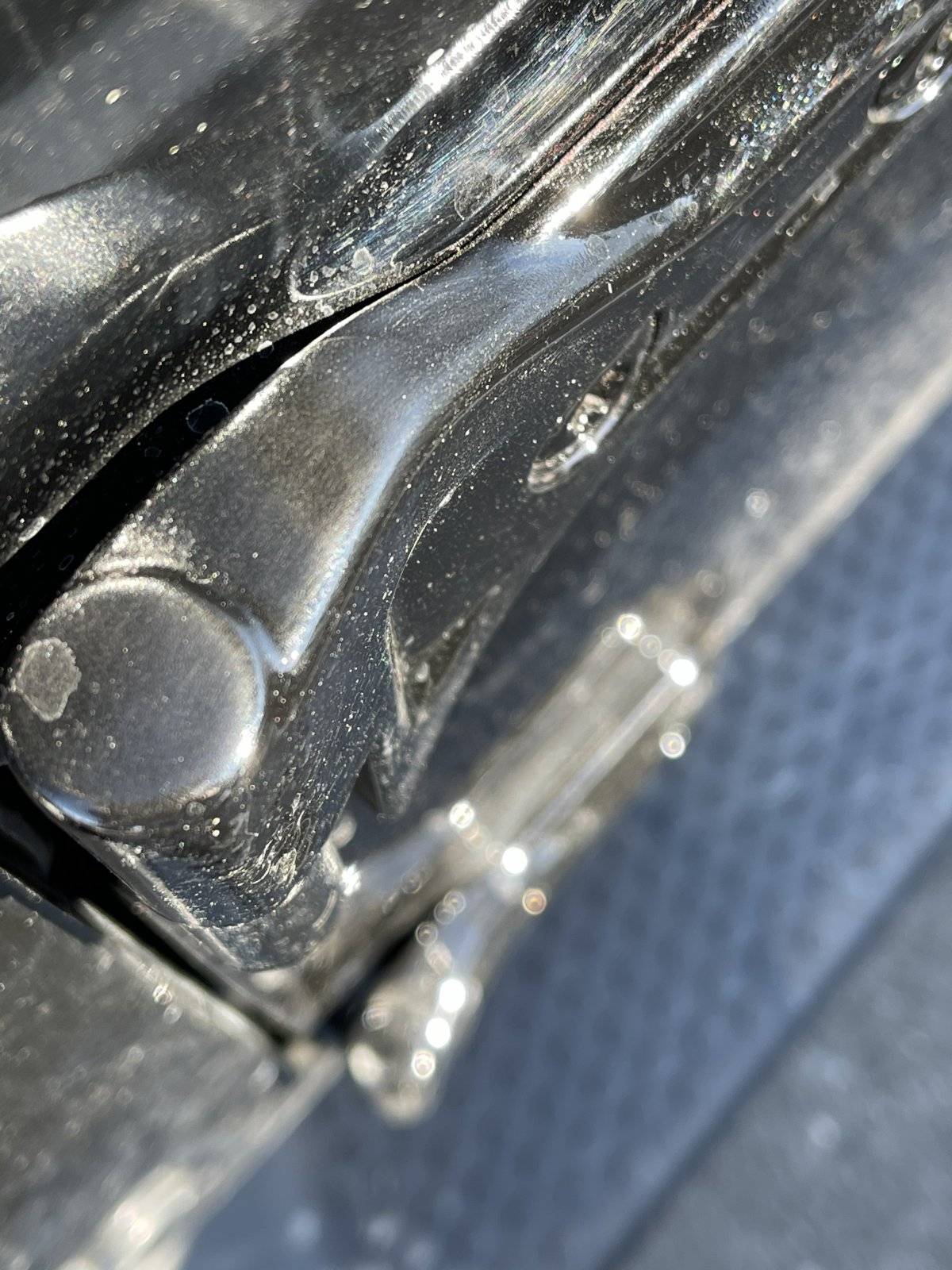 Jeep Wrangler JL Bubbles in Paint at Door Hinges 28BE192E-8DEB-4971-AFC2-68385B7EEEF9