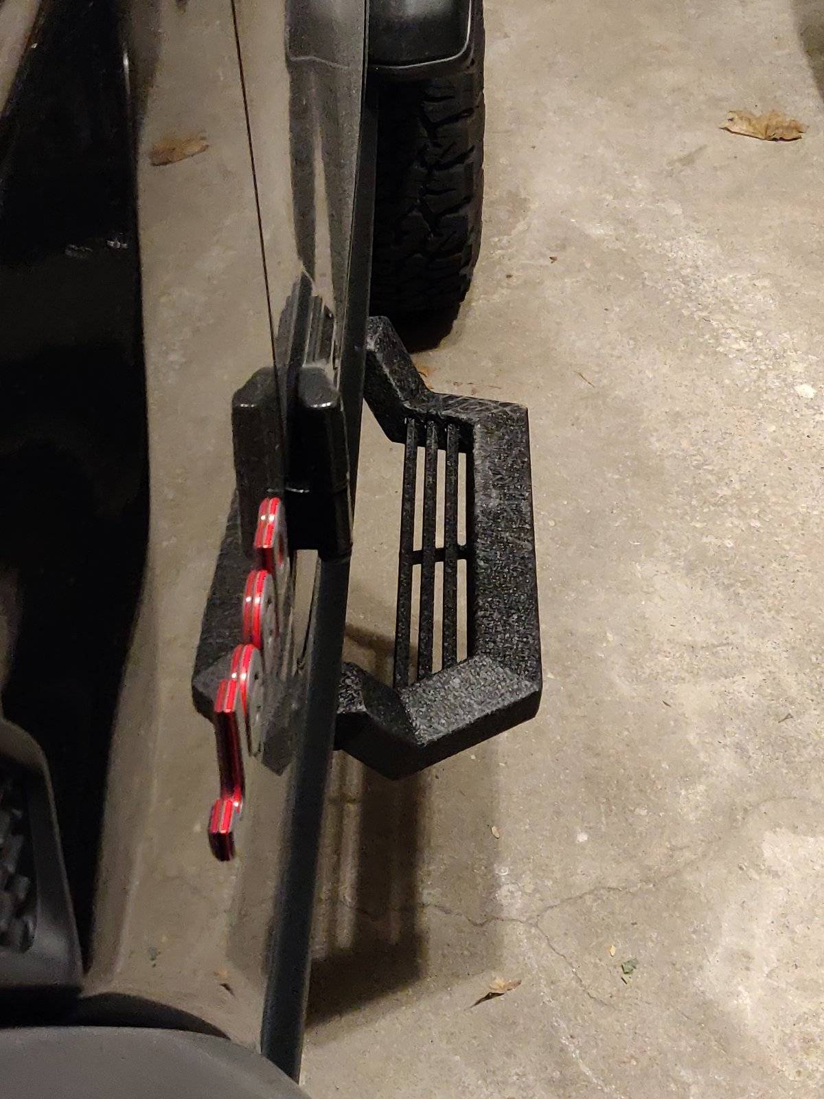 Jeep Wrangler JL Steps for Rubi Rails - Canada Lund Step_3