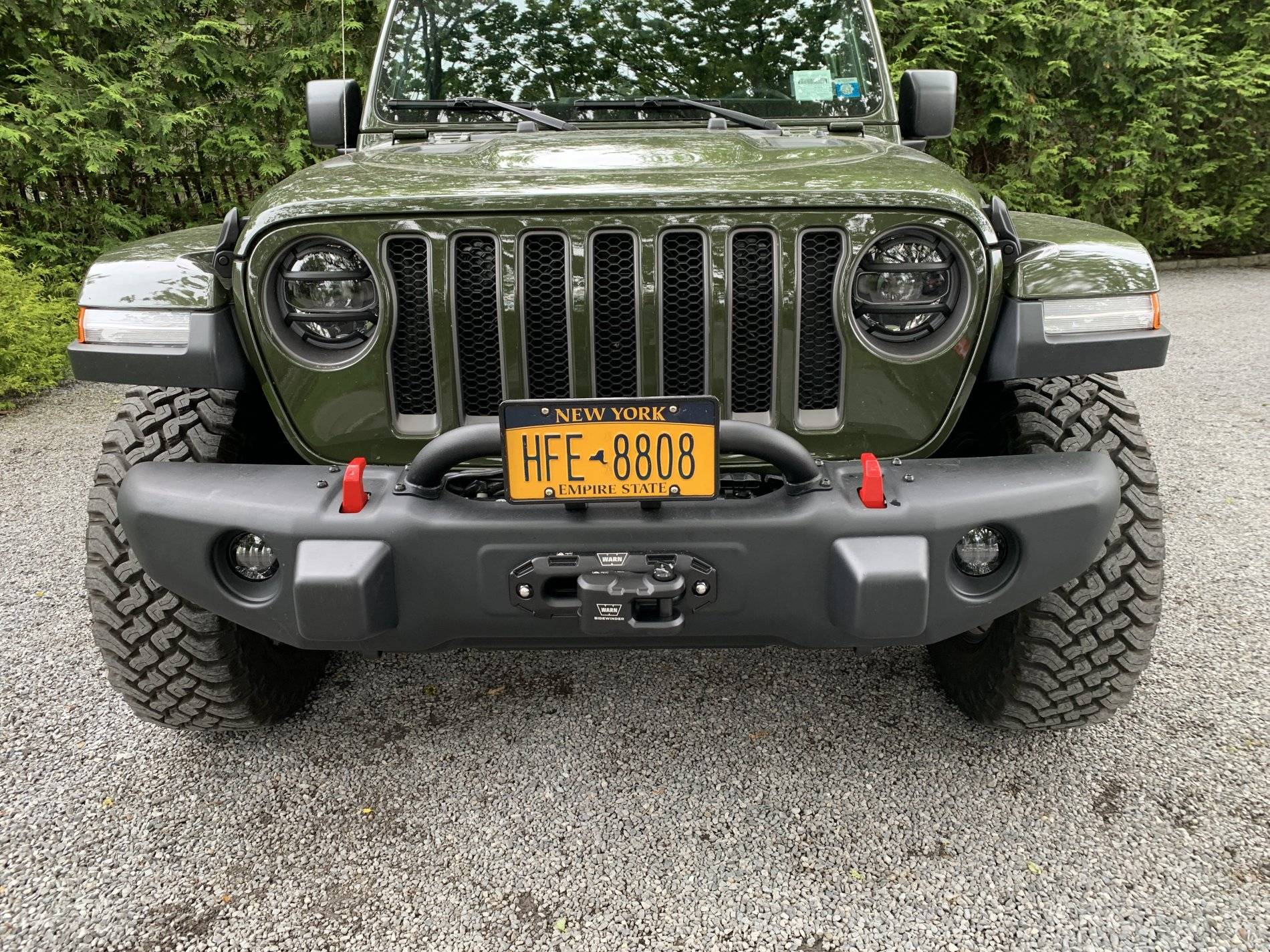 Jeep Wrangler JL Mopar's "Version 2" Steel Front Bumper 61306801973__7DC0C7F0-F76A-4D47-89C5-25E62D8AAF87.JPG