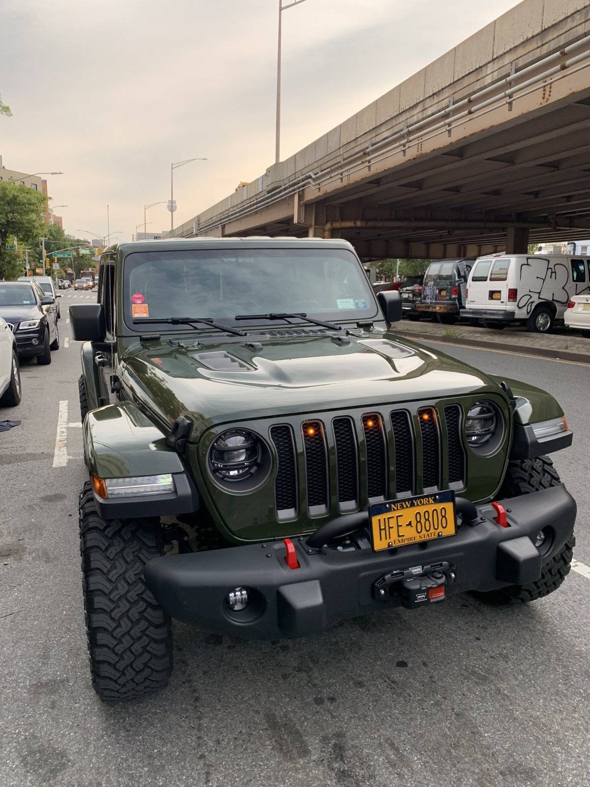 Jeep Wrangler JL Mopar's "Version 2" Steel Front Bumper 62177821555__4B7D072E-11DA-43CC-B50F-9EEC99EC1BFD.JPG