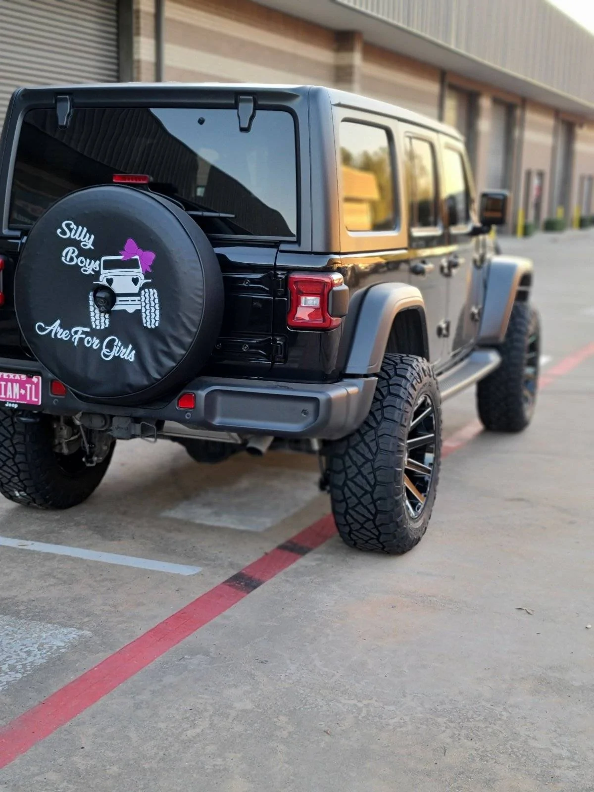 Jeep Wrangler JL Help! Noise from inside tailgate area 20201125_165737