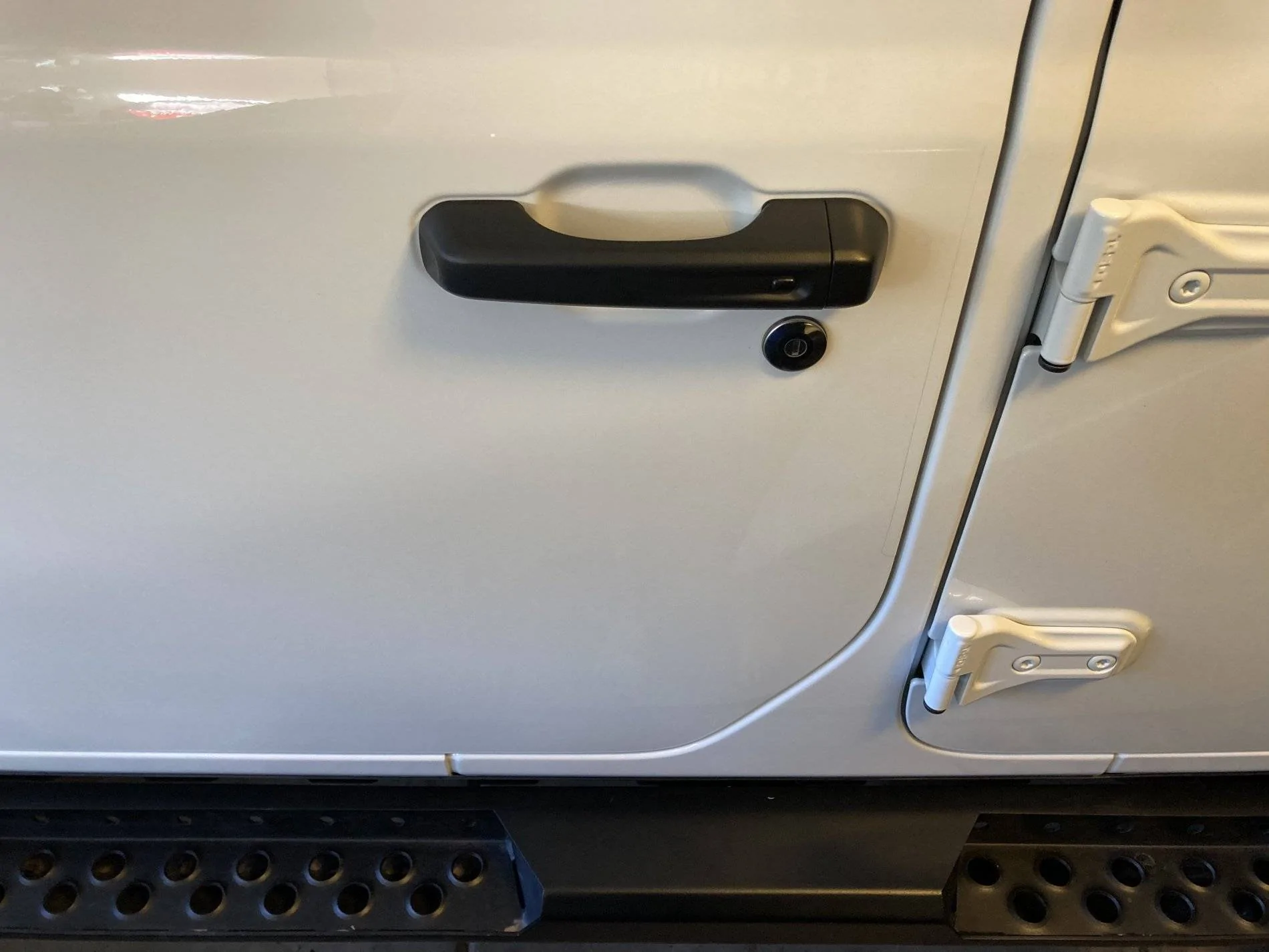 Jeep Wrangler JL LOD Destroyer vs ROAM Frame mounted steps 019BD547-7125-4BD4-9E7F-F3CE23ABF14C
