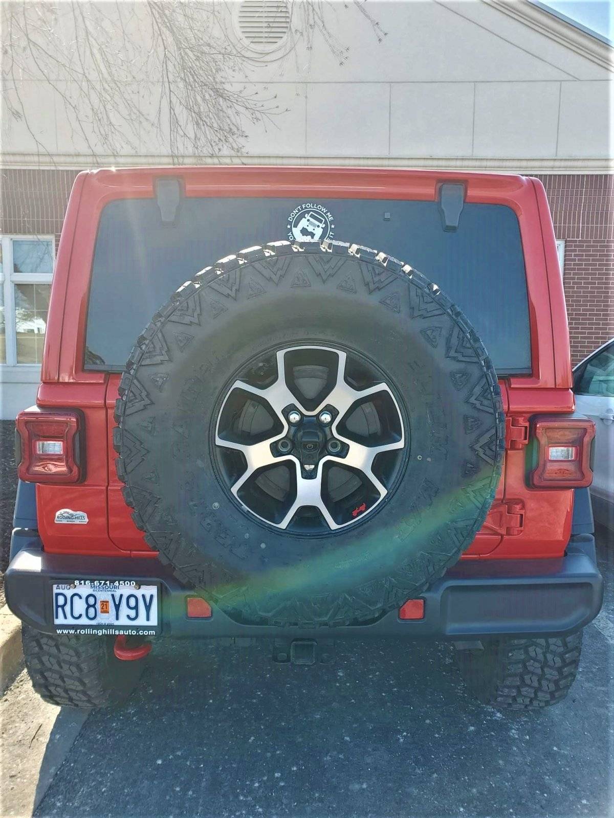 Jeep Wrangler JL Iron Cross Spare Relocation Bracket Rear view tire carrier (2)