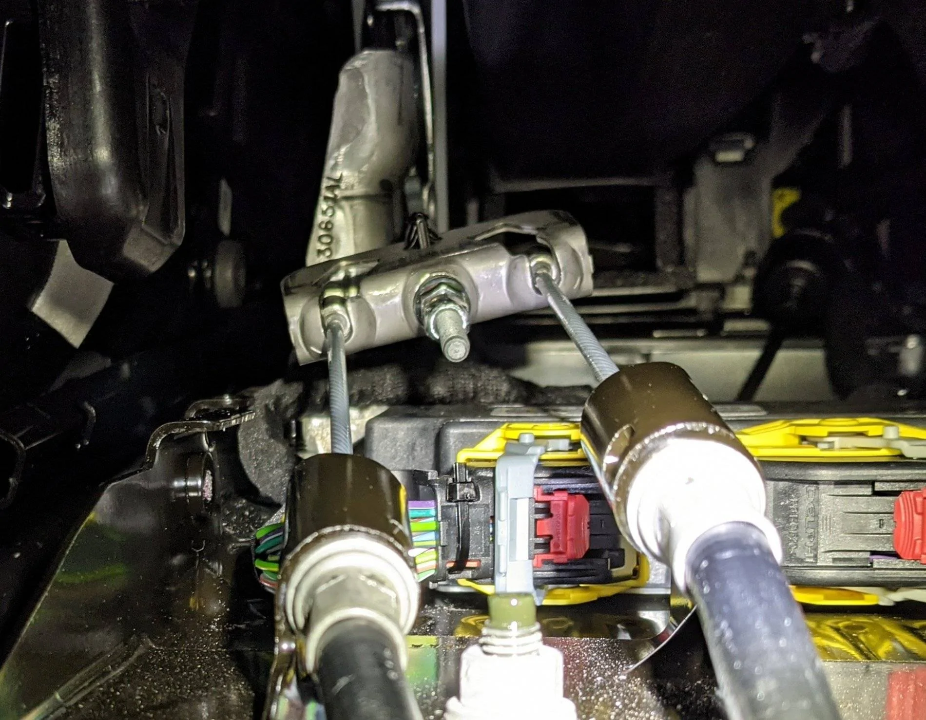 Jeep Wrangler JL Need help, E-Brake loose ebrake1