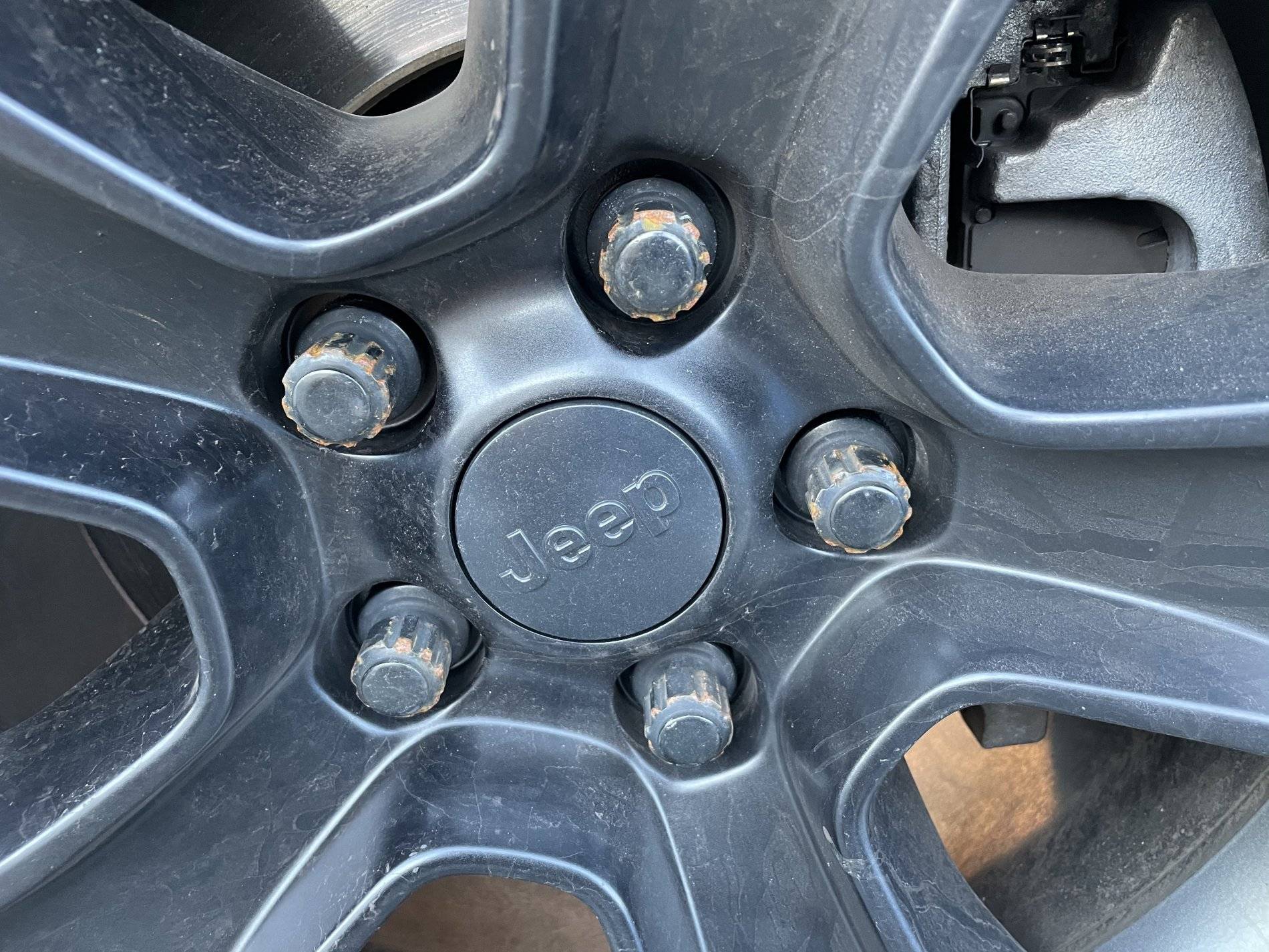 Jeep Wrangler JL Black Lug Nuts? DF0A1C56-50A9-411D-B1C4-9FA0AF073A25