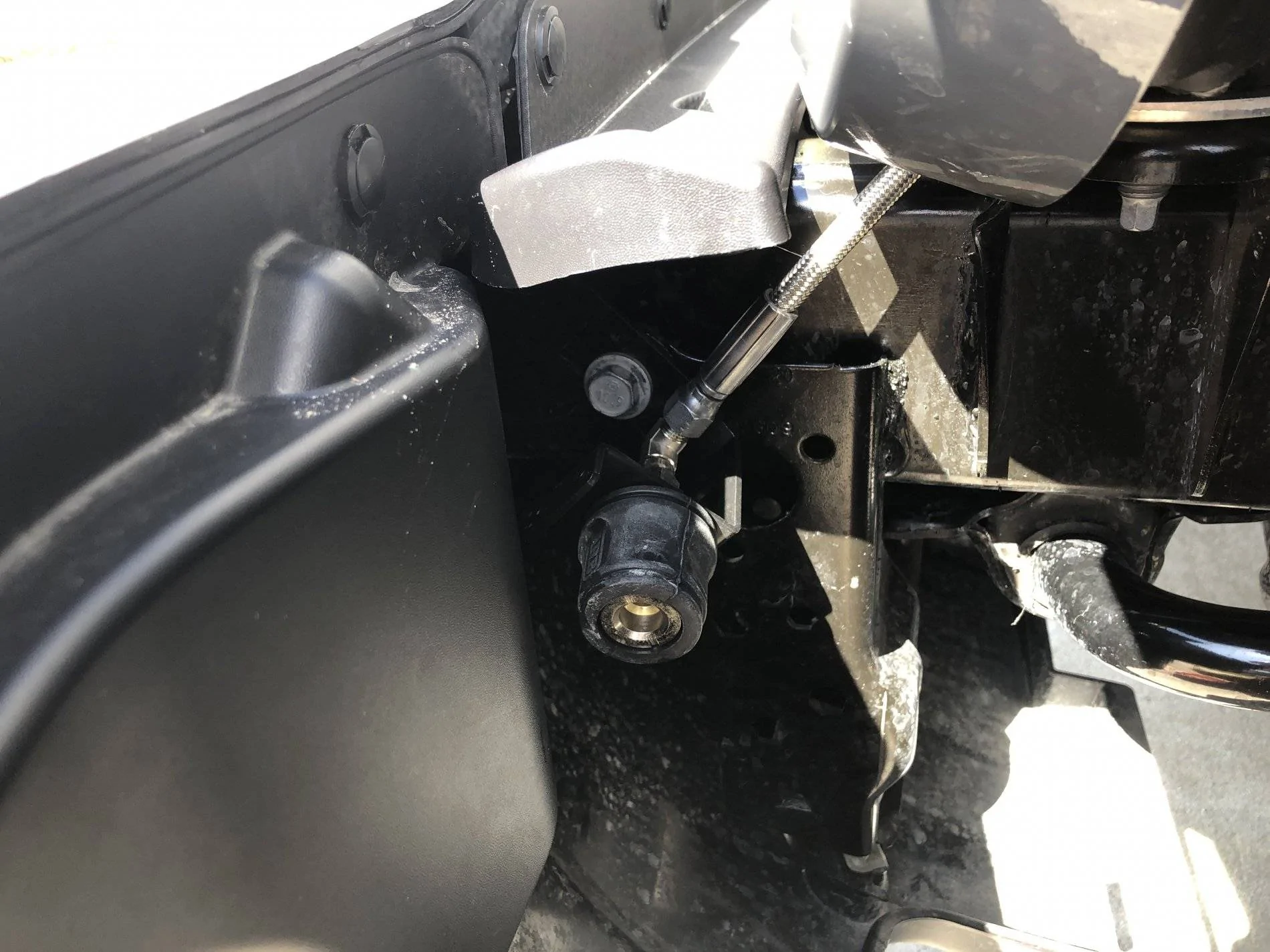 Jeep Wrangler JL ARB air compressor mount question 5E4F94C3-7FAA-4283-A6D6-B0A98968E106