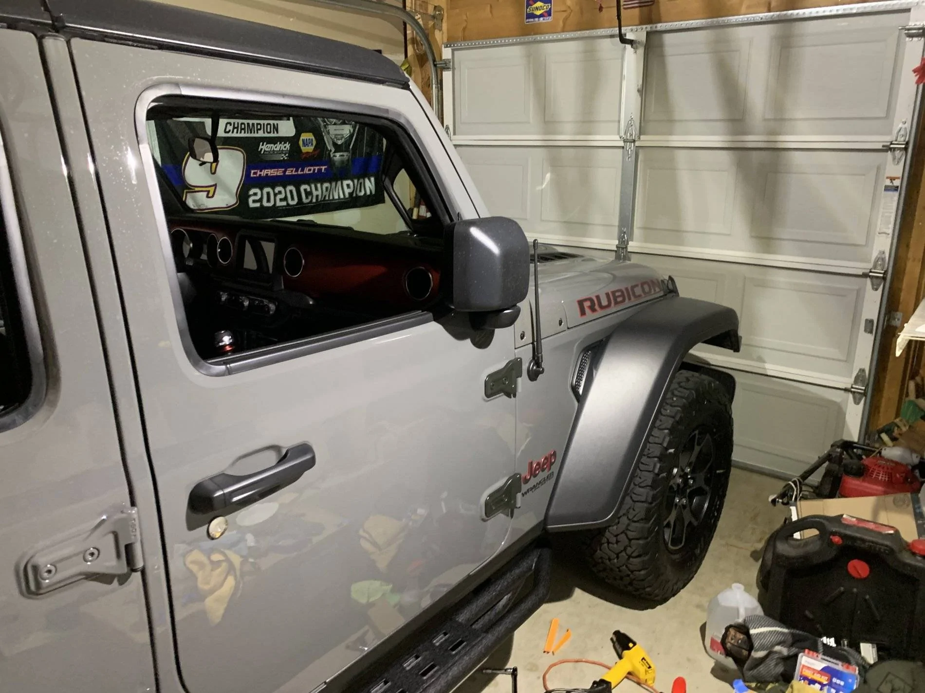 Jeep Wrangler JL Bubbles in Paint at Door Hinges FB426C49-3B3A-4C5E-8FB9-C6DBA1E416DC