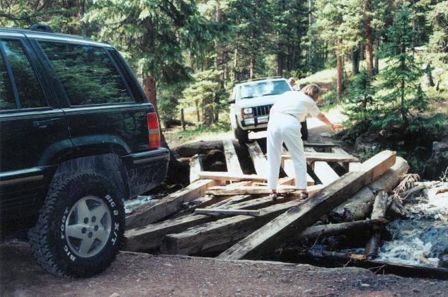 Jeep Wrangler JL Insight needed from Rubicon owners Crossing Bridge