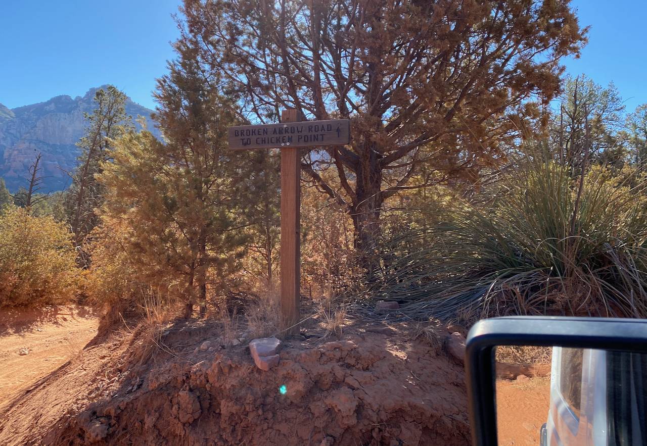 Jeep Wrangler JL Who else loves Sedona? Broken Arrow trail 1