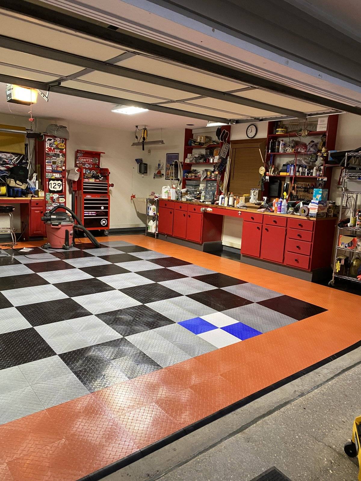 Jeep Wrangler JL Garage Modular Flooring DBB5B9AB-0C87-4B2C-AE8B-4BFDEB39D131
