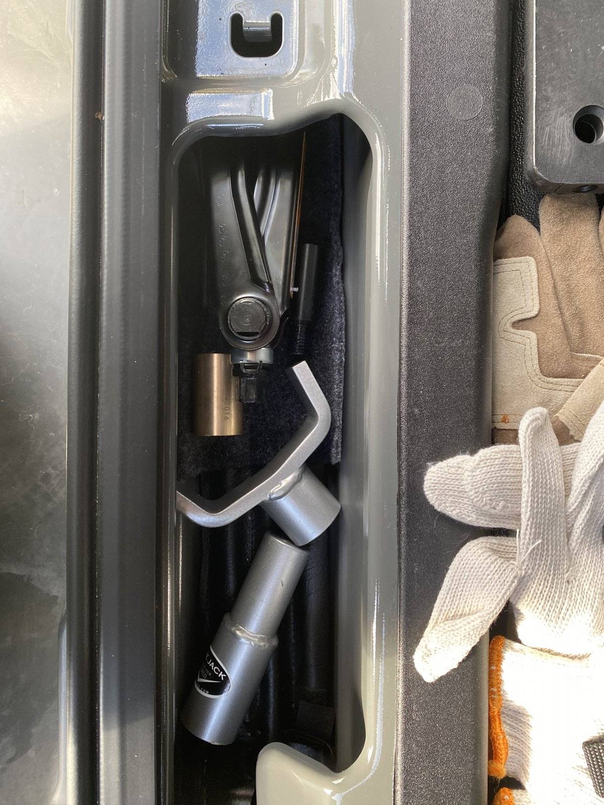 Jeep Wrangler JL My new scissor jack setup 5F1CCC15-E93D-4B00-9026-8BB699CFFBBD