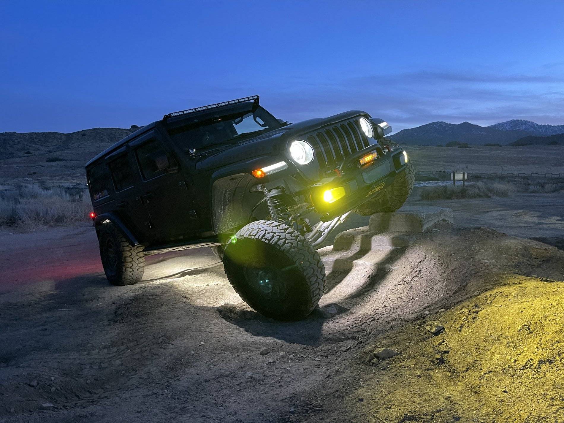 Jeep Wrangler JL Rubicon with Teraflex Leveling kit installed KakaoTalk_20210316_223023676