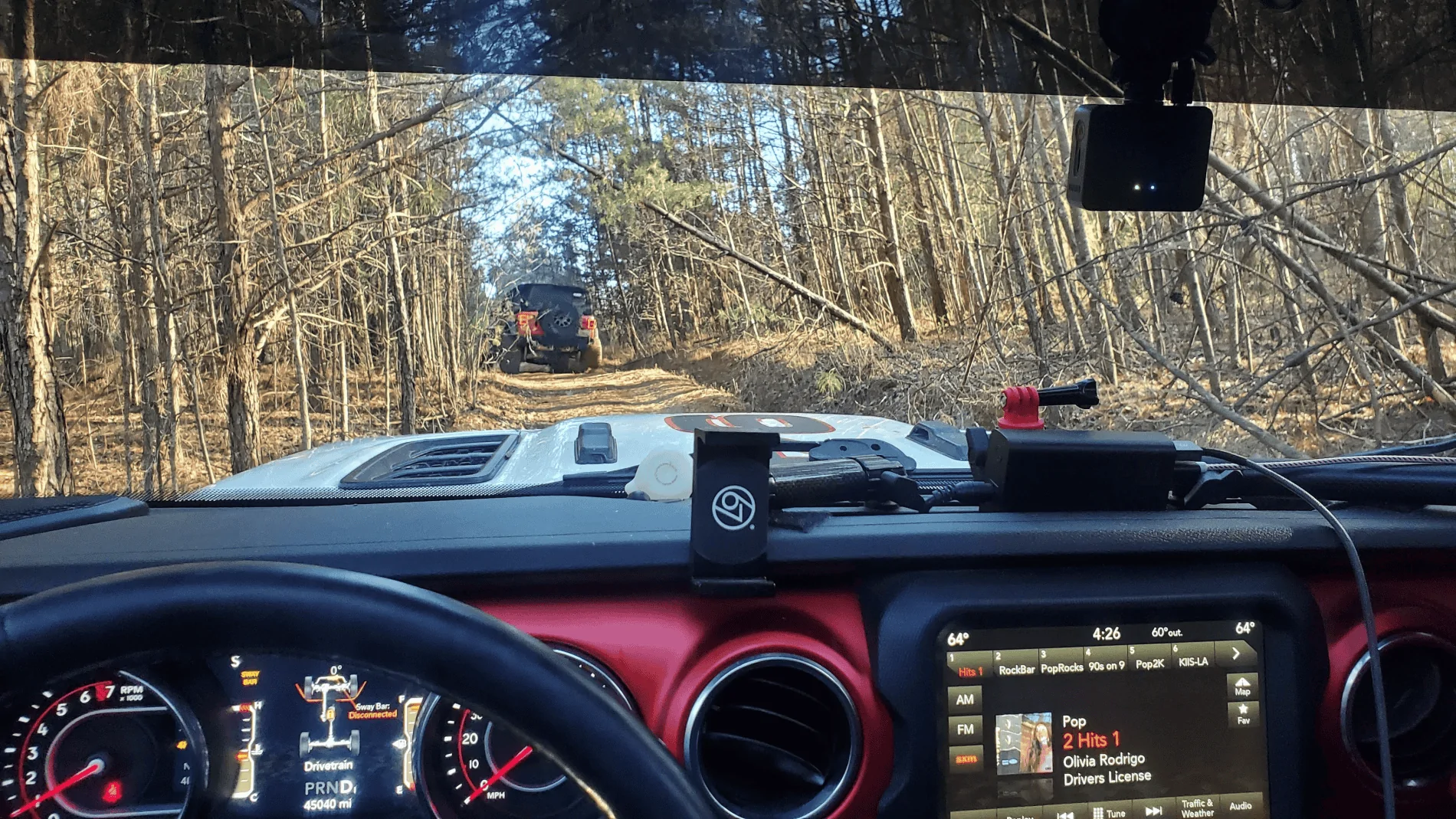 Jeep Wrangler JL 4 JLURs head from Michigan to Alabama and Florida to Wheel. Pick up some more Badges... 1616324260698
