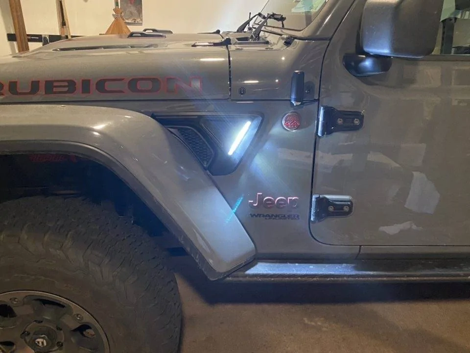 Jeep Wrangler JL Recon flag vent decals or no? 4B1C2E45-F22D-49B8-A11E-5CA708FCE09F
