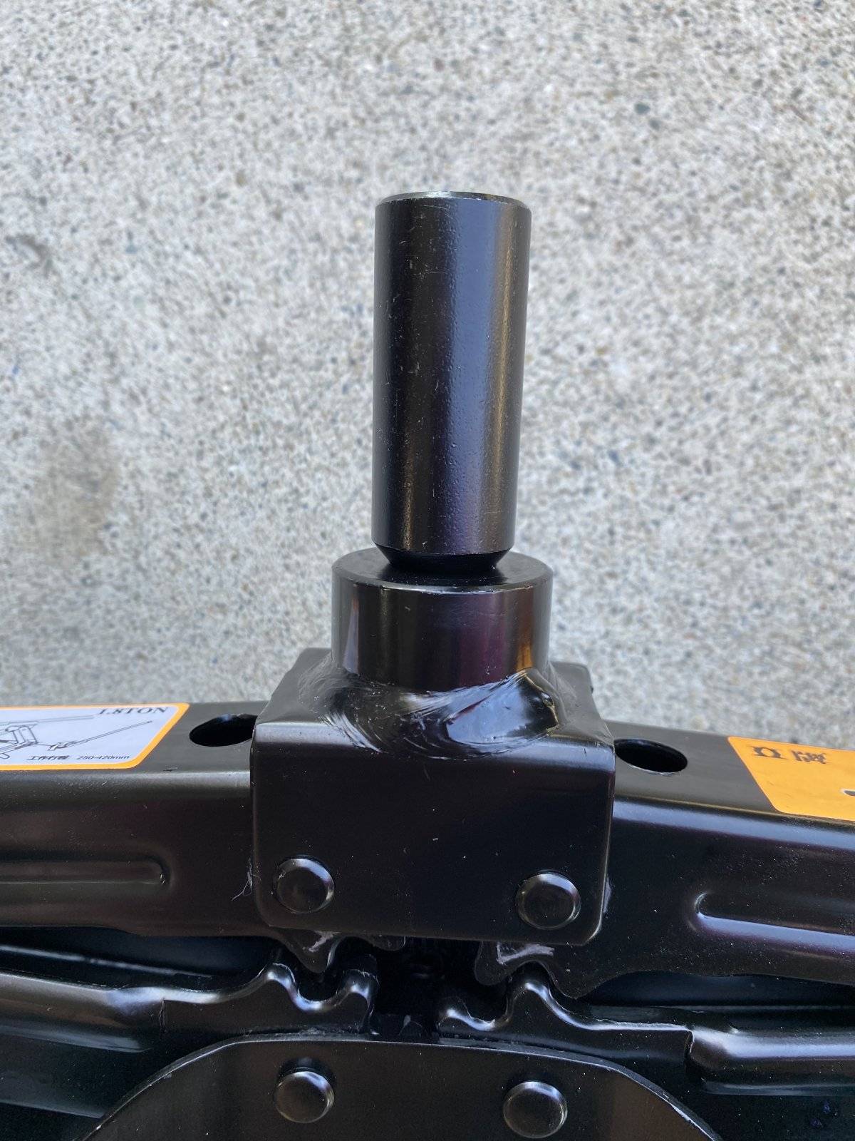 Jeep Wrangler JL My new scissor jack setup 5EF2CE31-2EFE-4007-9C0B-28AF90DC672F