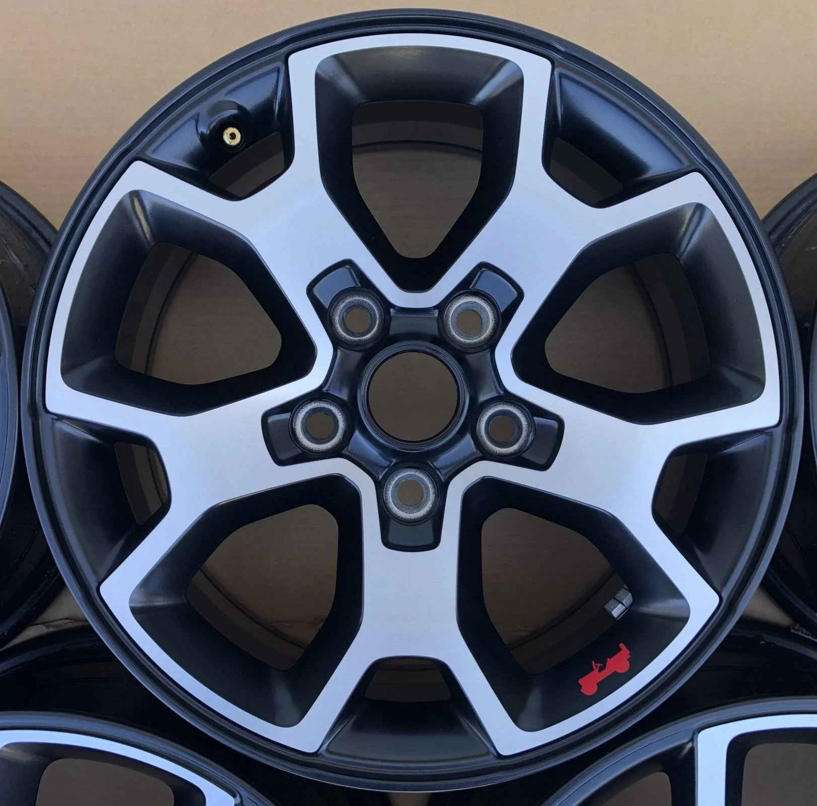 Jeep Wrangler JL 2020 Rubicon takeoff wheels DD3D0076-40B9-478A-A933-D56482F420FF
