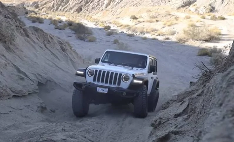 Jeep Wrangler JL 2 Door SoCal Rubicon 3CC11AE0-7745-413C-9FD7-3B7D0E95F3EE
