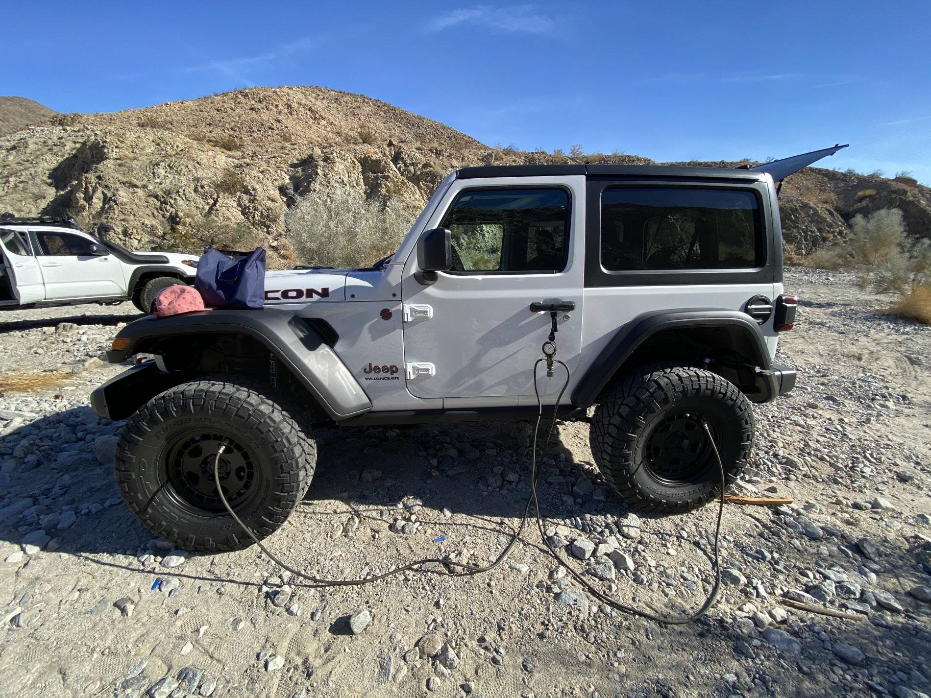Jeep Wrangler JL 2 Door SoCal Rubicon 02655C26-C75F-4FC6-82BE-5E7B6A538AA8