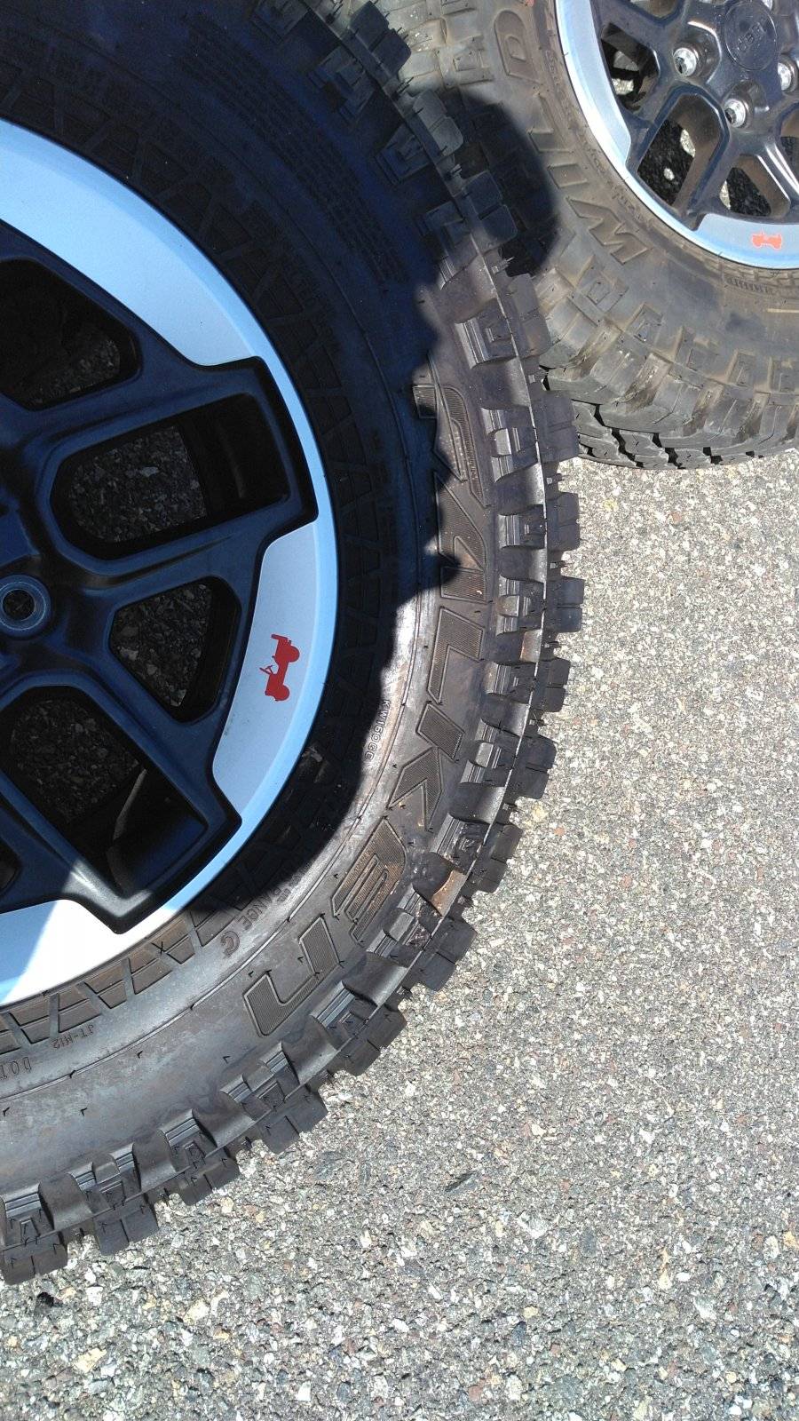 Jeep Wrangler JL Rubicon Tires and Wheels KIMG3442.JPG