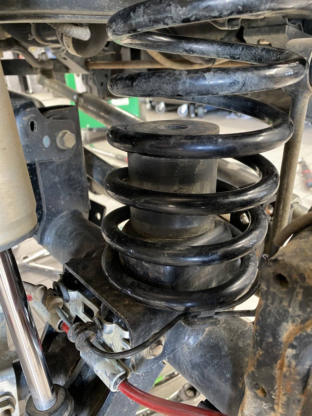 Jeep Wrangler JL Bowing springs! HELP!!! FD856B8E-5364-42E4-8939-F40473CE3A69