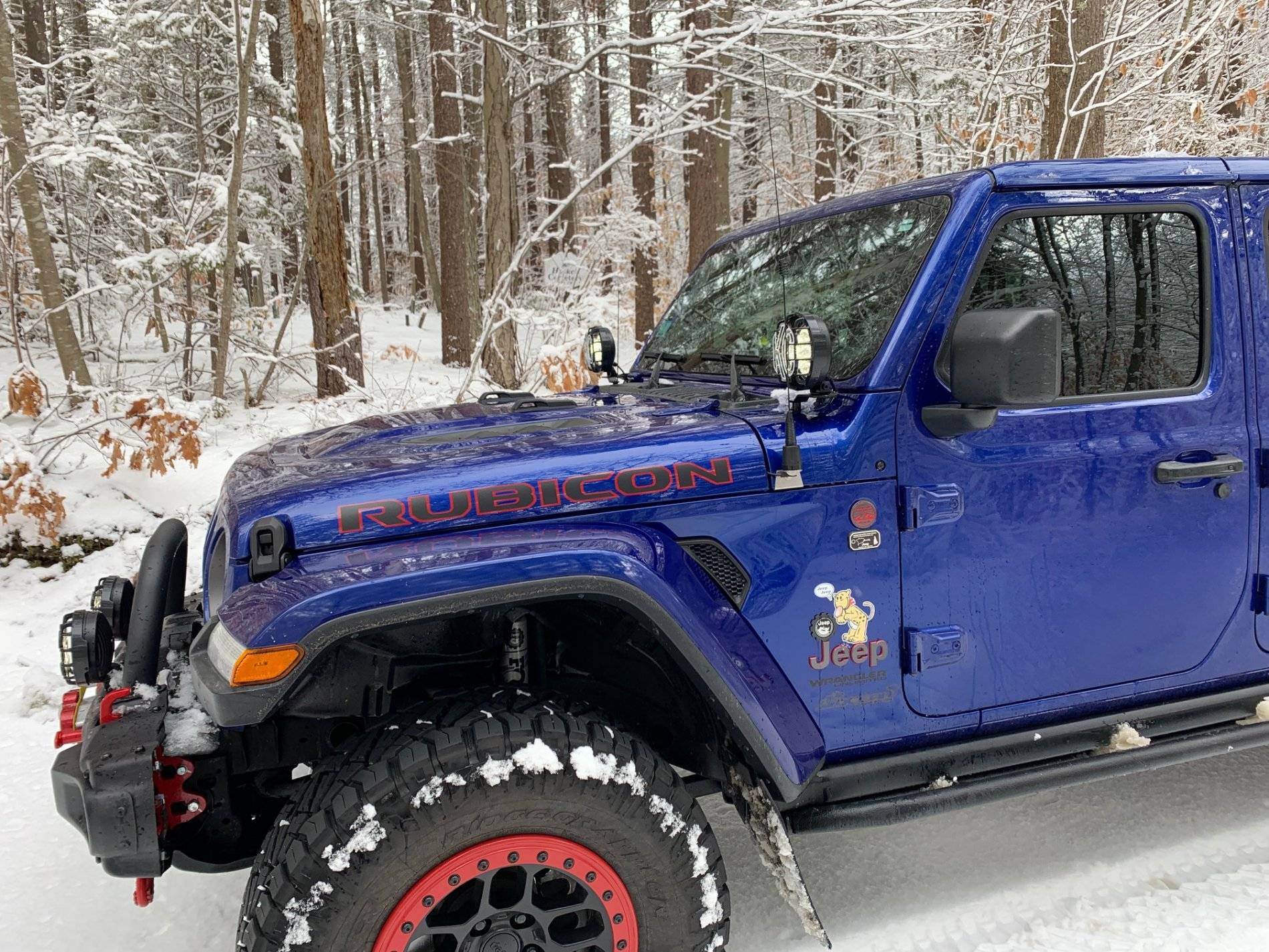 Jeep Wrangler JL GMRS antenna mount Gadgettr1