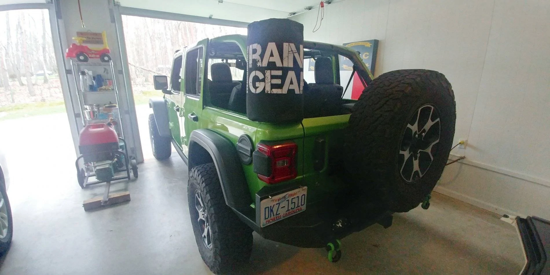 Jeep Wrangler JL Anyone Using a Cab Cover? 0328211632a_HDR