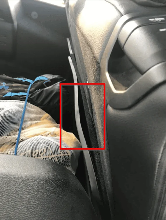 Jeep Wrangler JL MOPAR Cargo Liner - Missing Clip? clip2