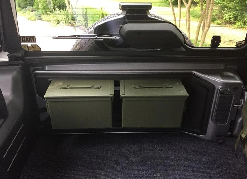 Jeep Wrangler JL DIY Ammo Can Taillgate Storage. IMG_5451