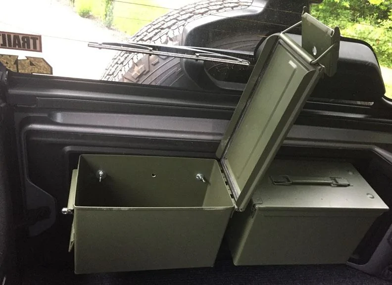 Jeep Wrangler JL DIY Ammo Can Taillgate Storage. IMG_5455
