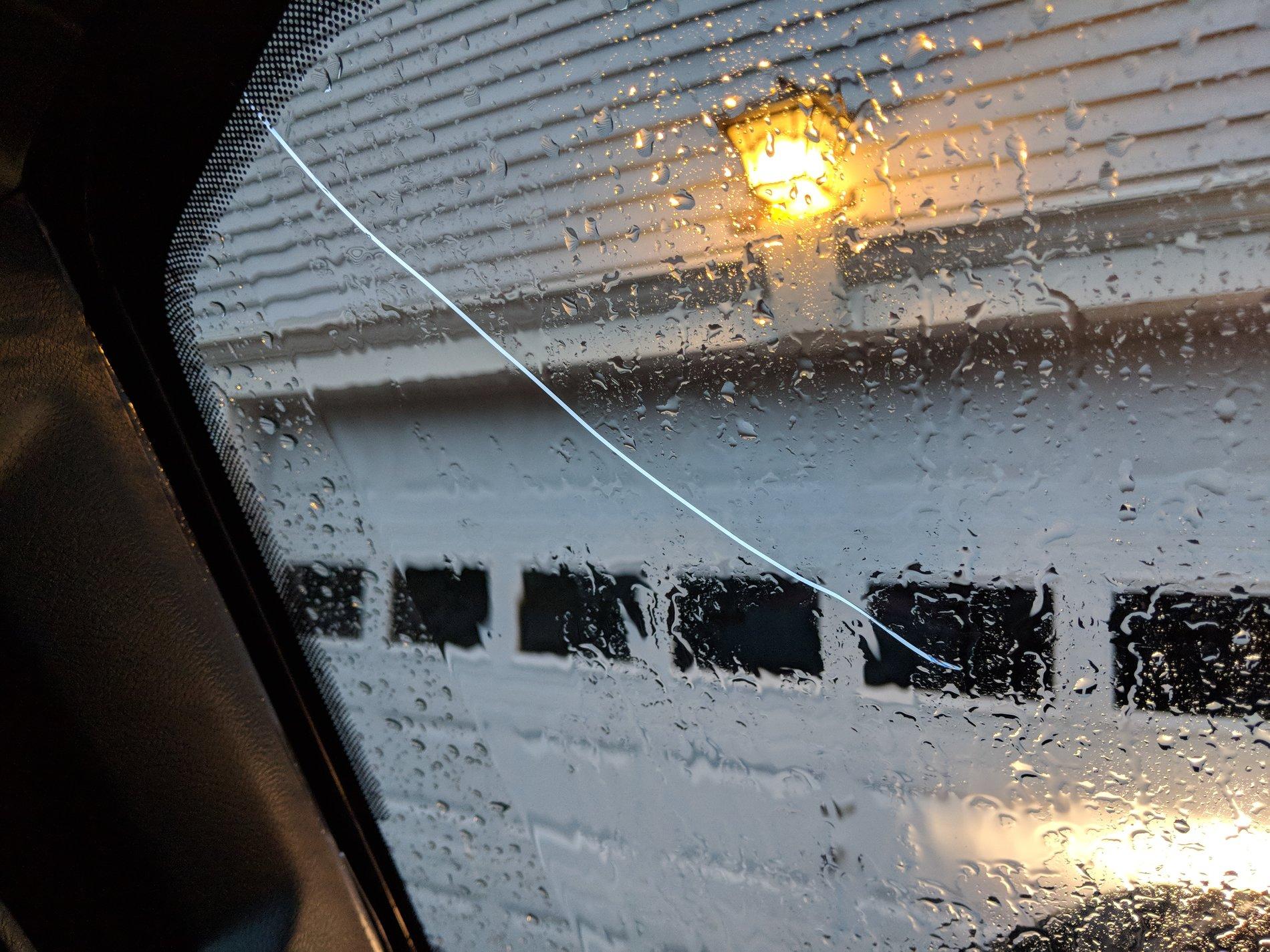 Jeep Wrangler JL Cracked Windshield Club IMG_20180516_192502