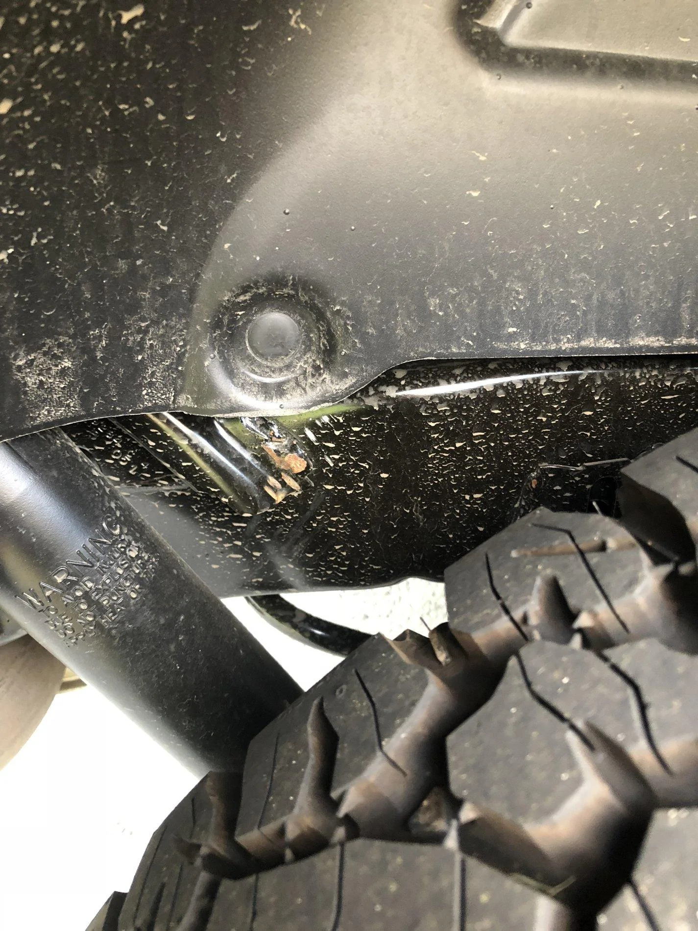 Jeep Wrangler JL Scratches/rust on frame behind rear wheels F34E9381-3BD7-4B66-BB8F-5243CBEC40D5