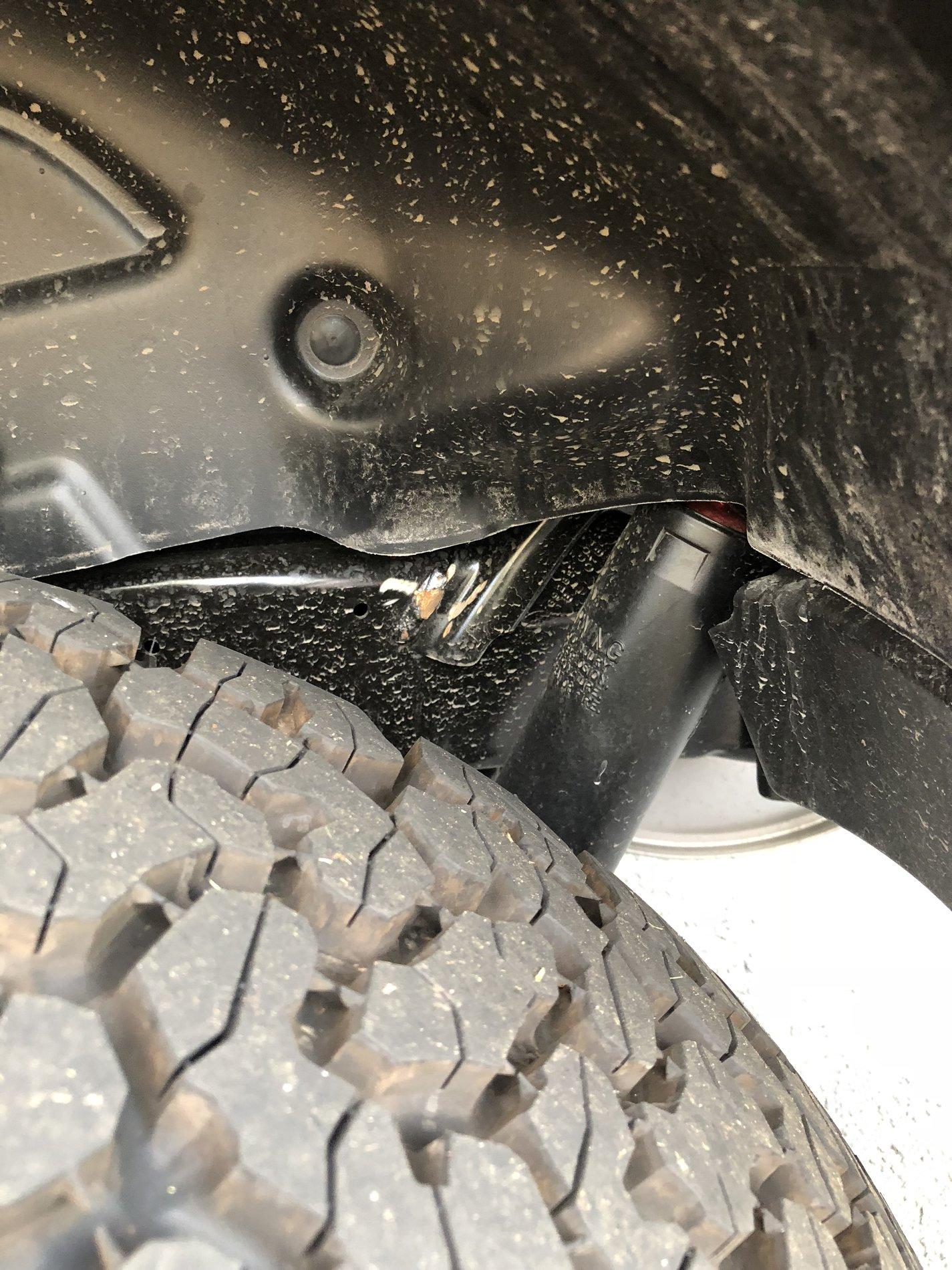 Jeep Wrangler JL Scratches/rust on frame behind rear wheels FA472BE2-DA65-431C-BFDE-FAE864093137