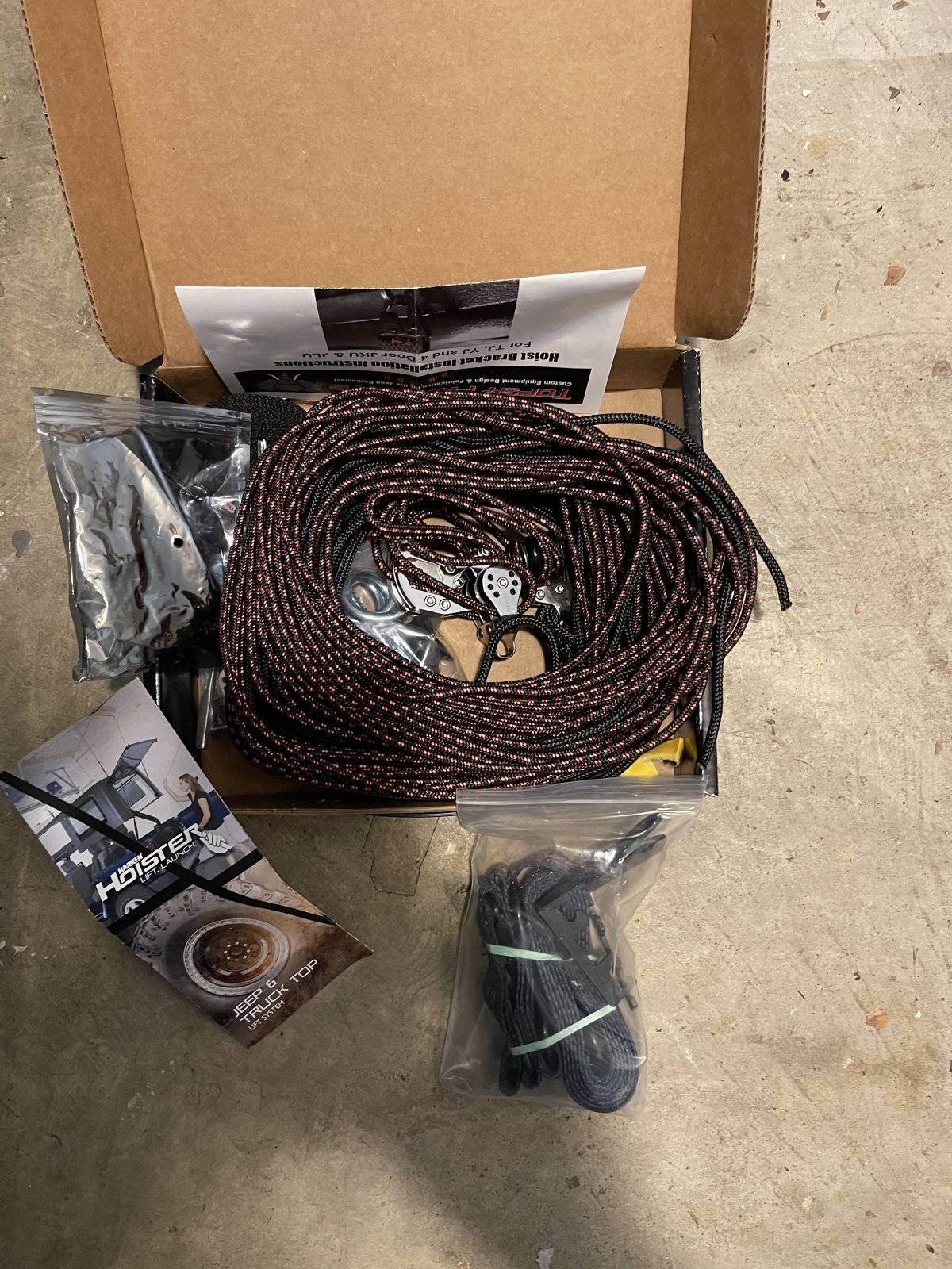 Jeep Wrangler JL BNIB Topsy setup will ship for 40$ 0FFBCBE9-7986-48E6-8308-41D001CF00C8