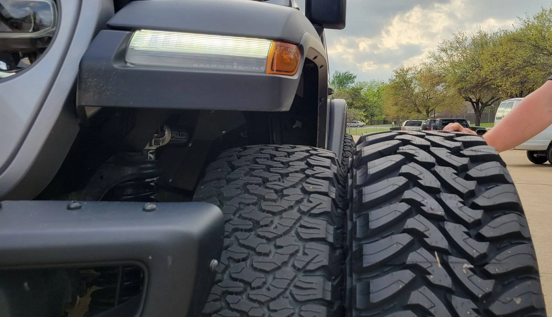 Jeep Wrangler JL 37s KO2 vs Toyo 20210330_180547