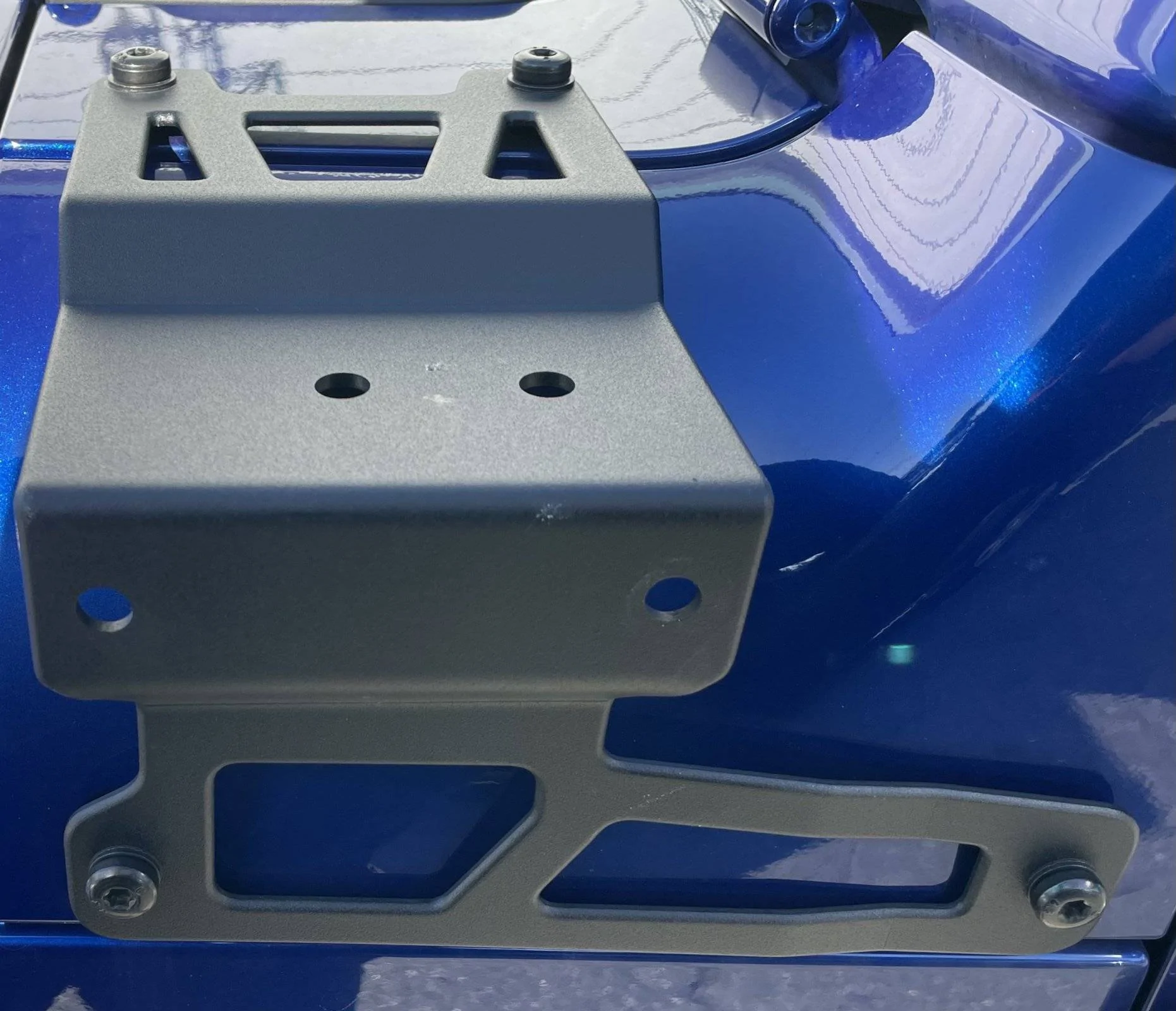 Jeep Wrangler JL Genuine Mopar 82215427AB Mounting Bracket Lower A-Pillar IMG_4780