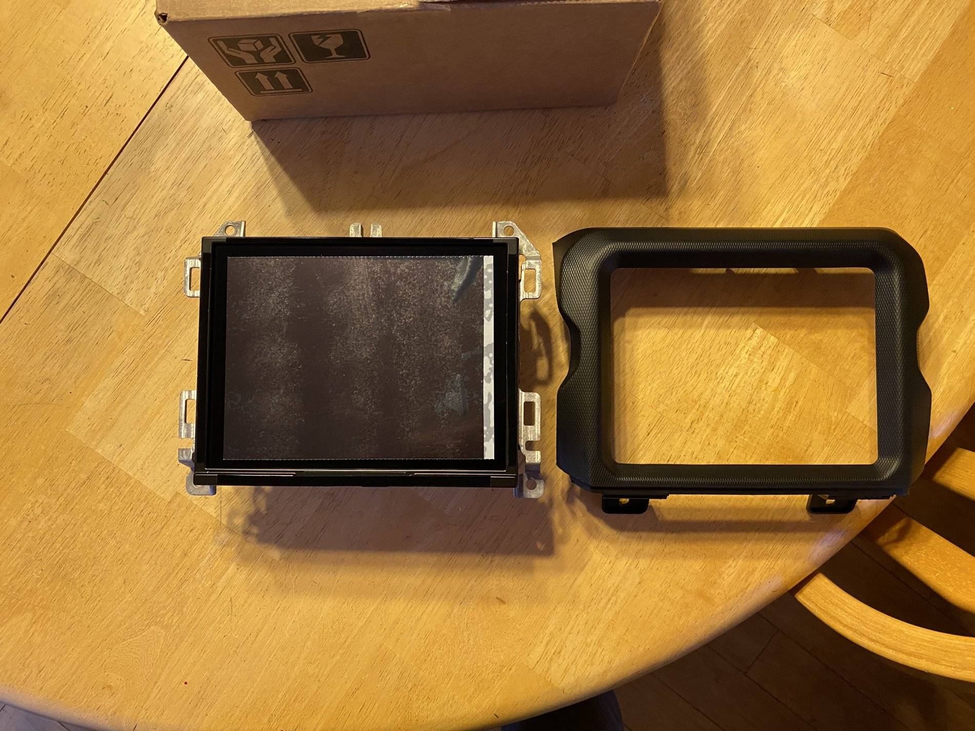 Jeep Wrangler JL Brand new 8.4" Uconnect & Bezel IMG_2660