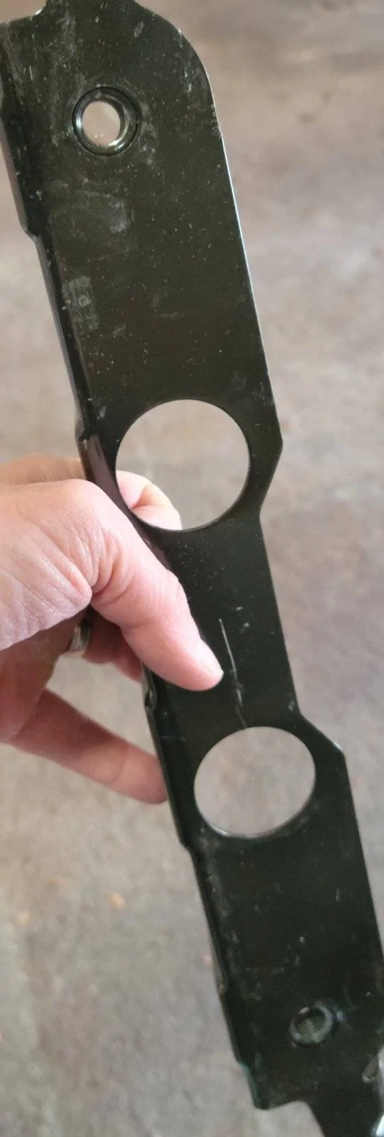 Jeep Wrangler JL Mopar hitch install 20210403_140655