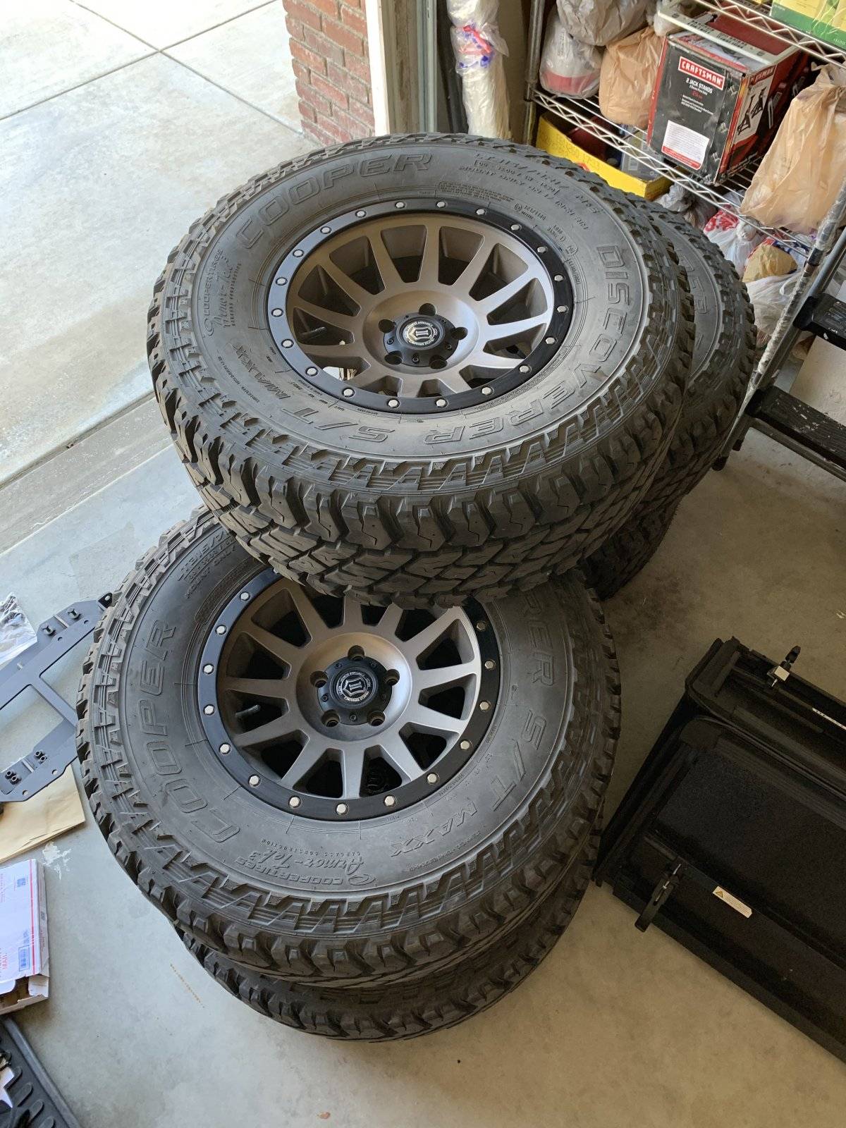 Jeep Wrangler JL 5 Icon Compression with 35 Inch Cooper St Maxx 8FB3F1AC-100A-4103-9875-8EF81D795227