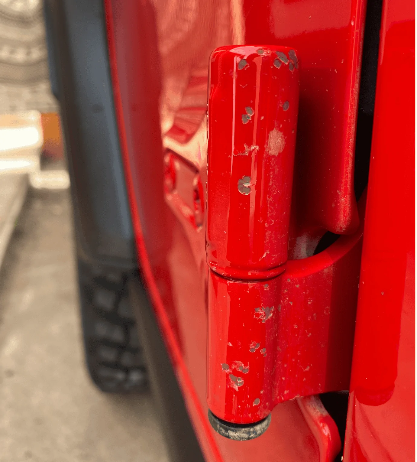 Jeep Wrangler JL Stone Chips at Door Hinges 1617636892712