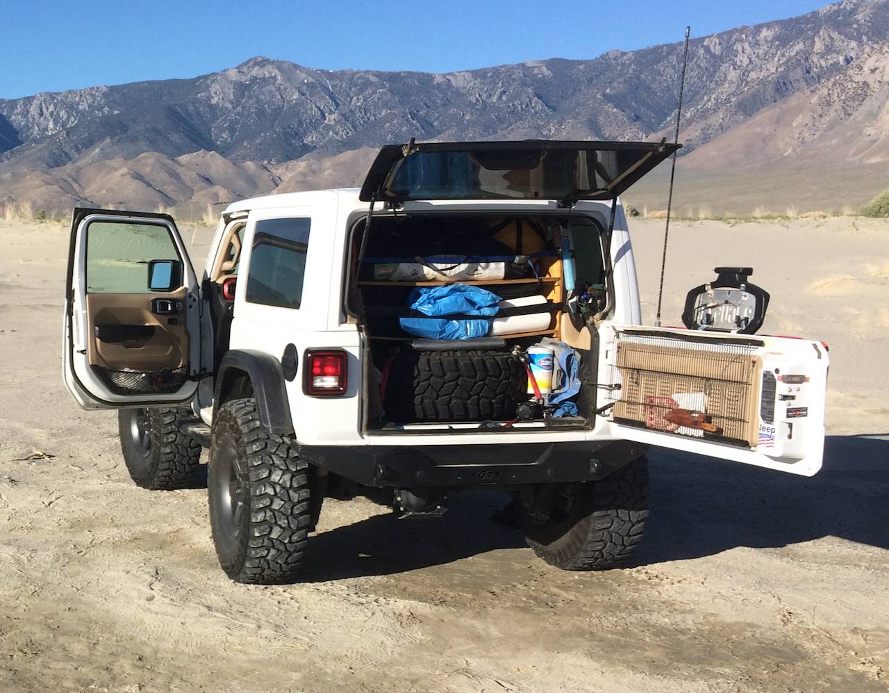 Jeep Wrangler JL Show us your CUSTOM MODS!! JL rear cargo