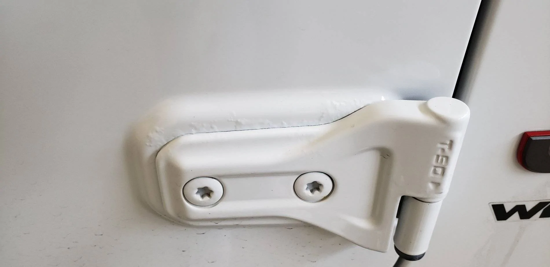 Jeep Wrangler JL Bubbles in Paint at Door Hinges 20210409_140602
