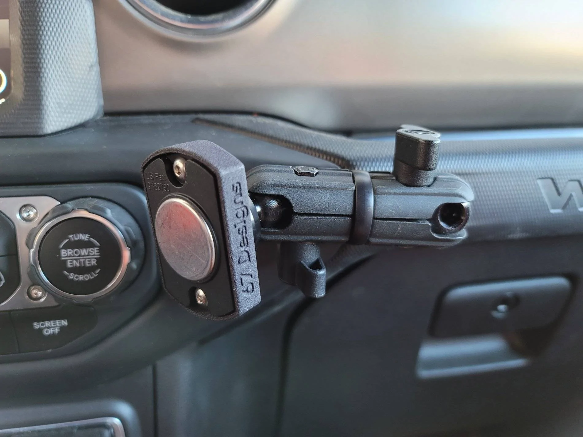 Jeep Wrangler JL Radio/Mic Mount Options 20210203_163836