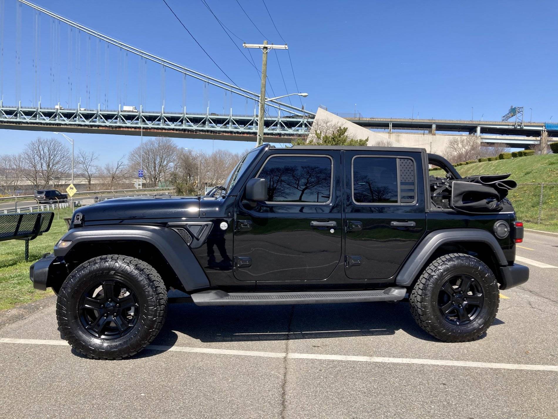 Jeep Wrangler JL Debadging Problem C4092107-77B5-4ABC-B2A5-F773CAACB2E0
