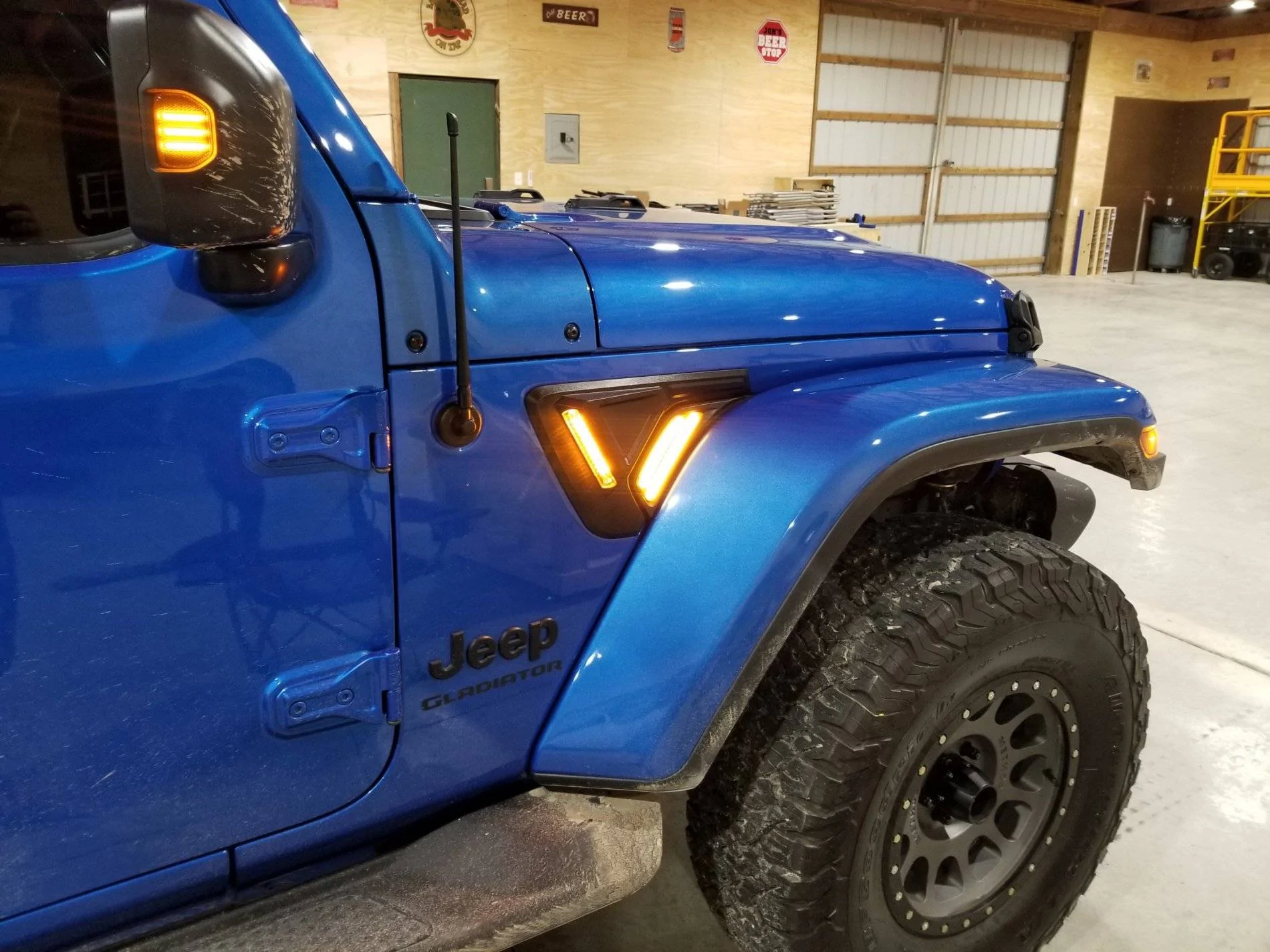 Jeep Wrangler JL Added Mirror Turn Signals 20210409_120101
