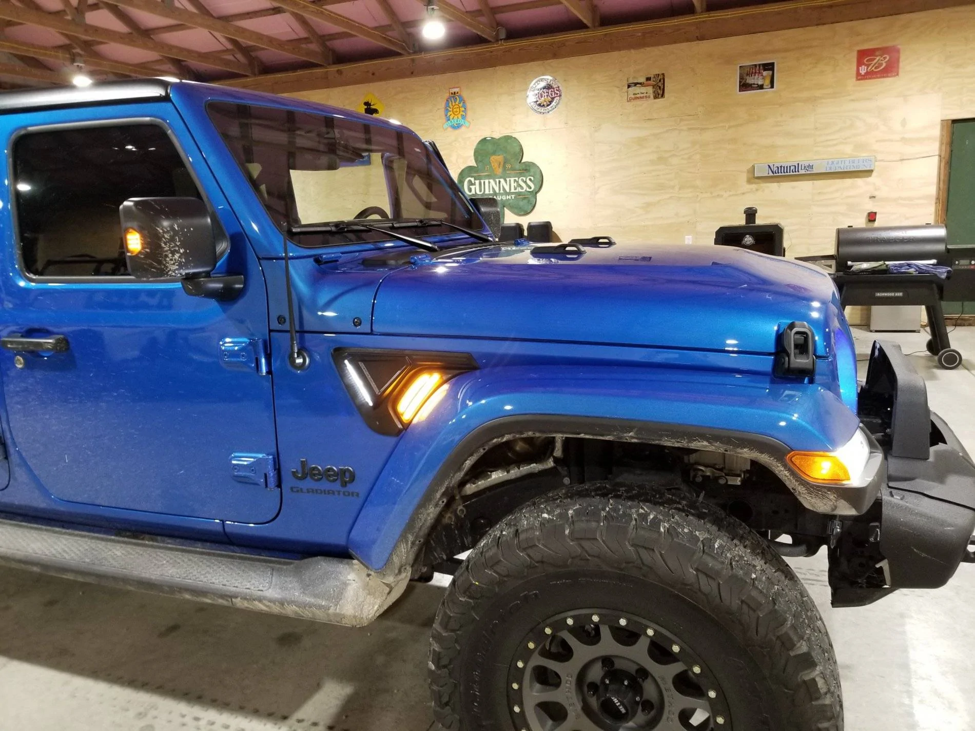 Jeep Wrangler JL Added Mirror Turn Signals 20210408_230453
