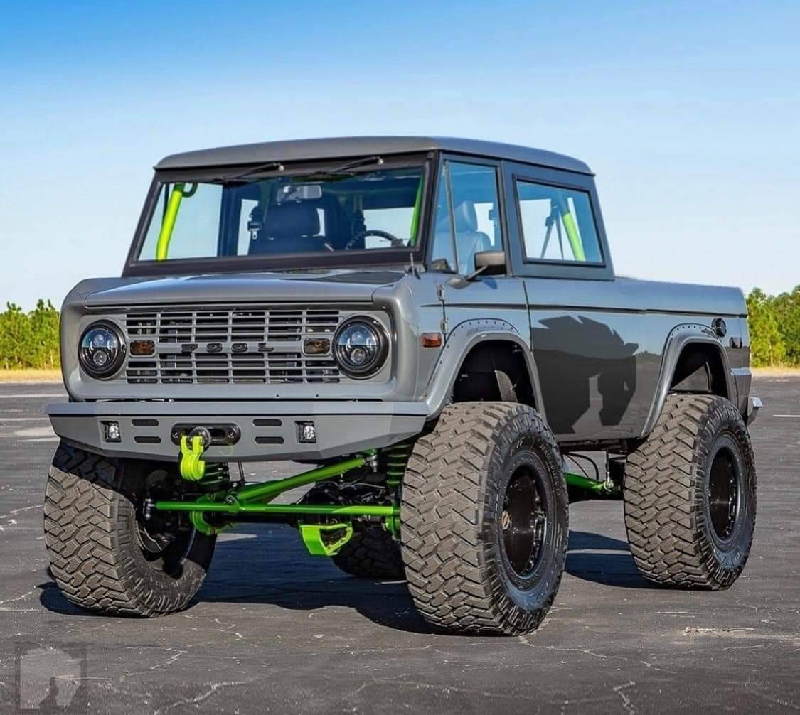 Jeep Wrangler JL Guess I should have ordered a Ford Bronco! 76438BDC-07B5-43AF-8716-FFB47E3911F0