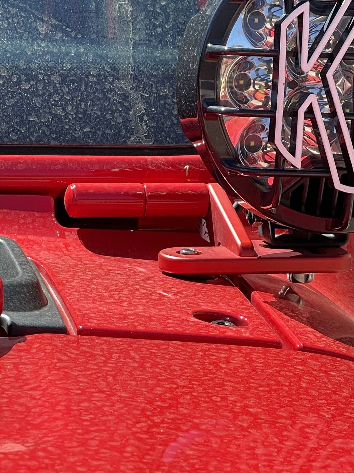 Jeep Wrangler JL 392 Windshield or Cowl Light brackets ?? C4C5FC06-DC75-4724-B7D4-017D5154F4AE